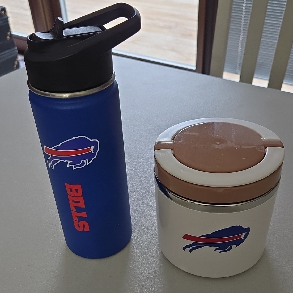 Buffalo Bills Blue Water Bottle and Food Container Set. New In Box